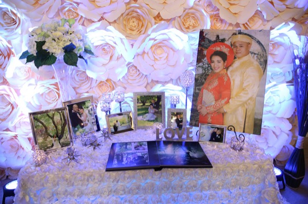 Wedding reception in the Asian Palace banquet hall — photo 11
